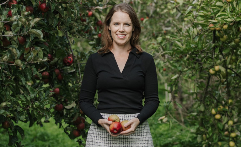Shannon Davis from Shepherdess Magazine Hub